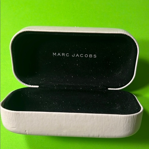 Marc Jacobs Brown tortoise Broken Sunglasses With Case - Picture 3 of 14